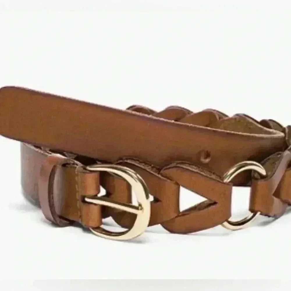 Chicos Trisha Geometric Full grain Leather Belt. Gold hardware, New with Tags